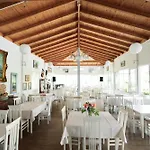 Otel Kompleksi Aljoma Fushe-Drac