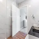 Otel Kompleksi Aljoma