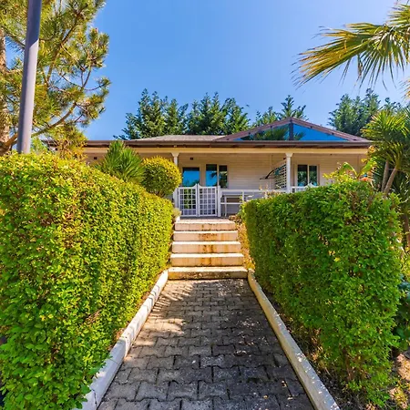 Kompleksi Aljoma Otel