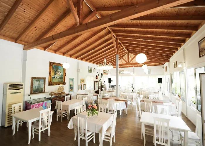 Kompleksi Aljoma Hotel Fushe-Drac