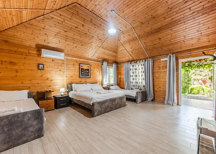 Kompleksi Aljoma Hotel